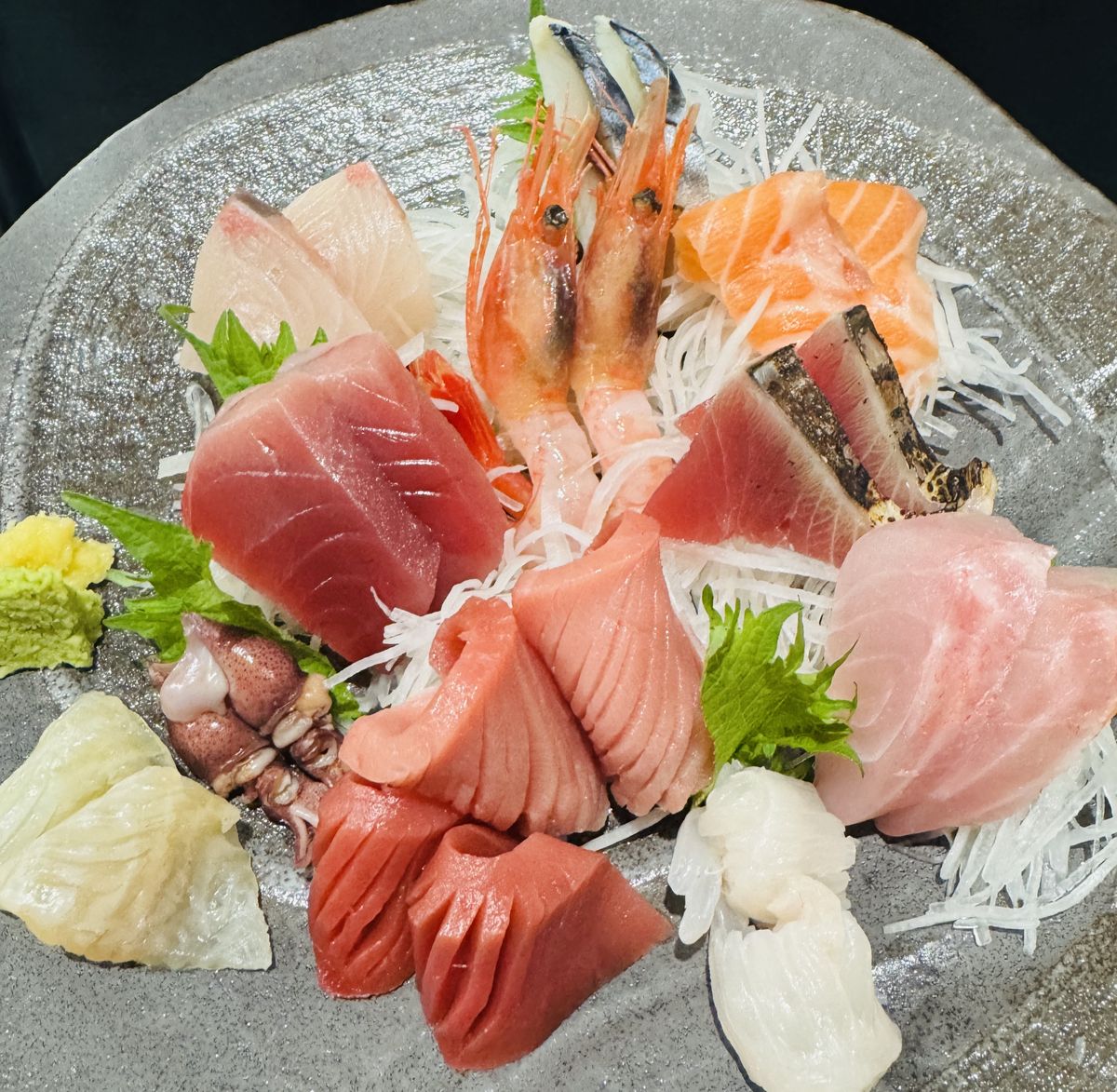 刺身盛り合わせ